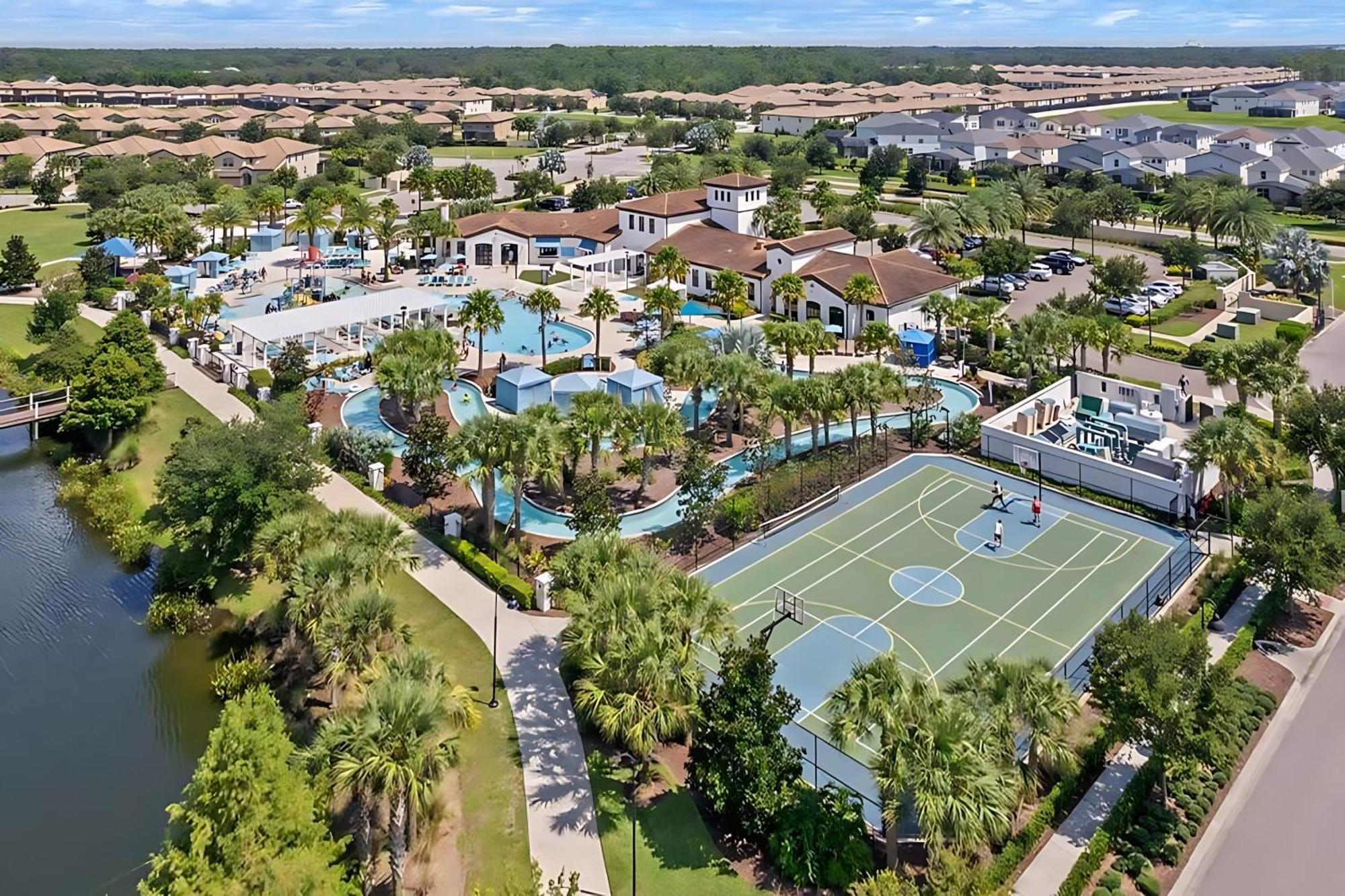 8Br Resort Home W Pool Hot Tub And Theatre Loft Kissimmee Eksteriør bilde